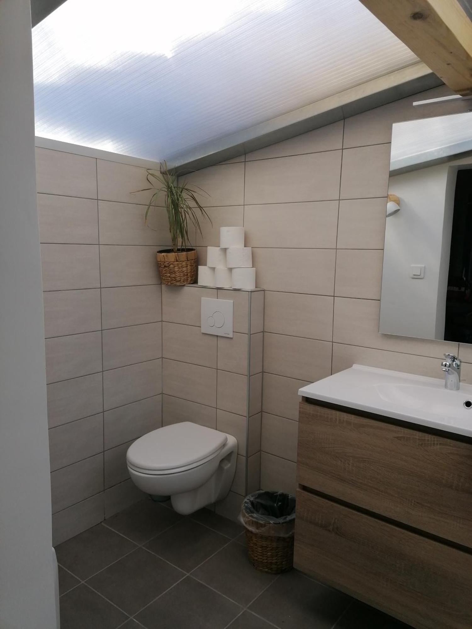 Chambre Familiale "Le Pecher" Saillans  部屋 写真